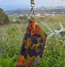 Bolso Tamyraki — origen: , 
